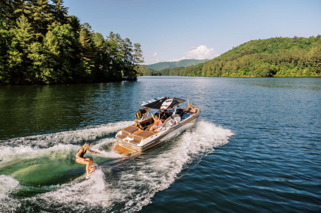 Malibu-23 LSV-_DSF6495-Service-and-Sales-On-Long-Island-At-Peconic Marine-l