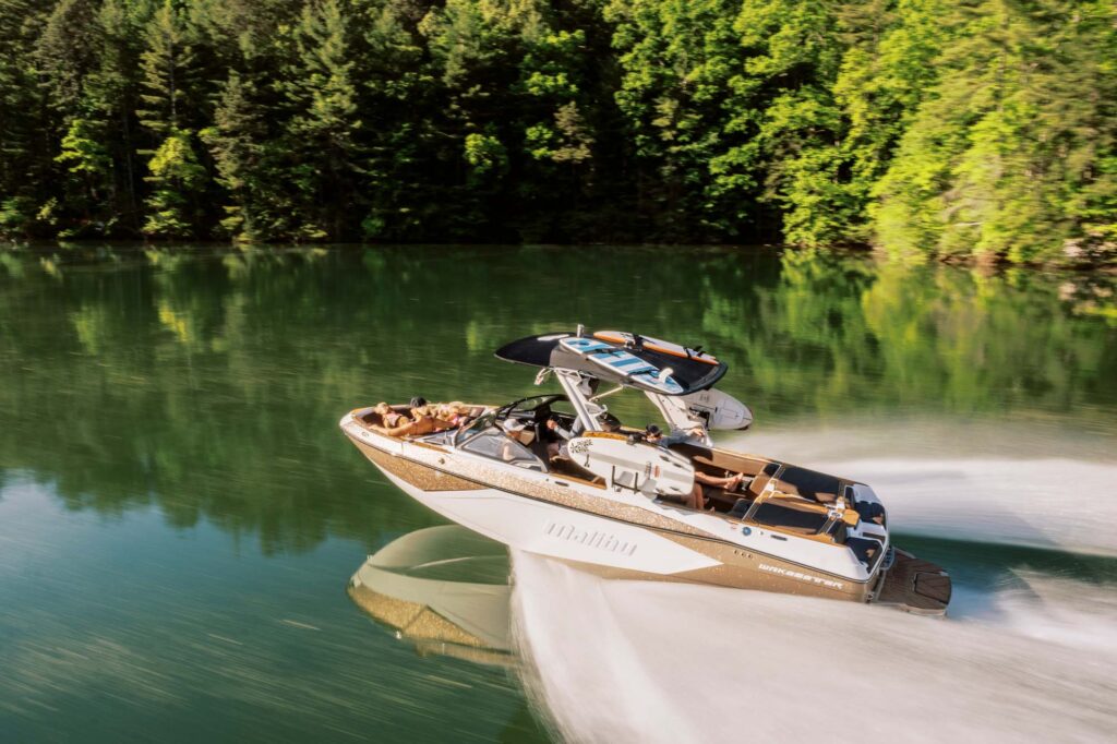 Malibu-23 LSV-_DSF6842-Service-and-Sales-On-Long-Island-At-Peconic Marine-k