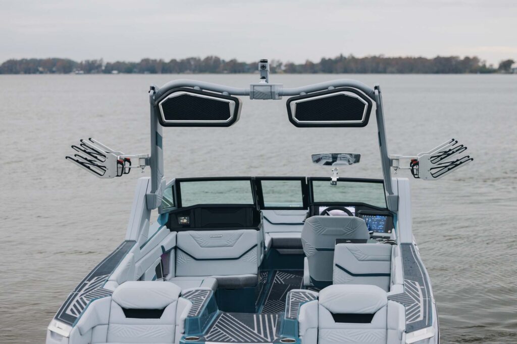 Mastercraft-XStar25-Peconic-Marine01