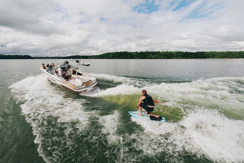 Mastercraft-XT22-Peconic-Marine02
