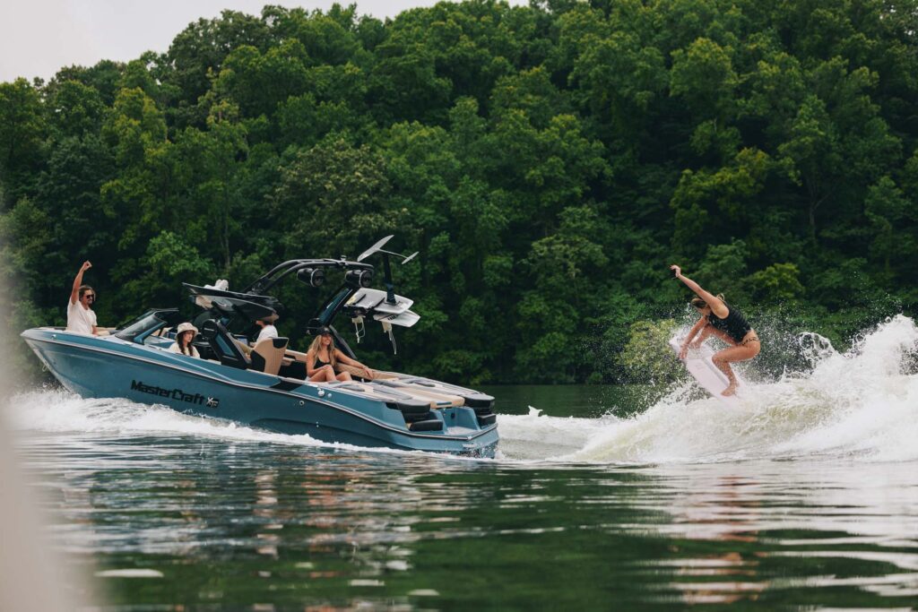 Mastercraft-XT23-Peconic-Marine02