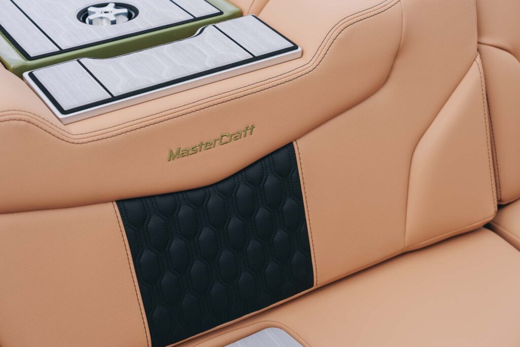 Mastercraft-XT24-Peconic-Marine01