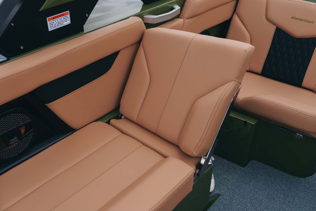 Mastercraft-XT24-Peconic-Marine03