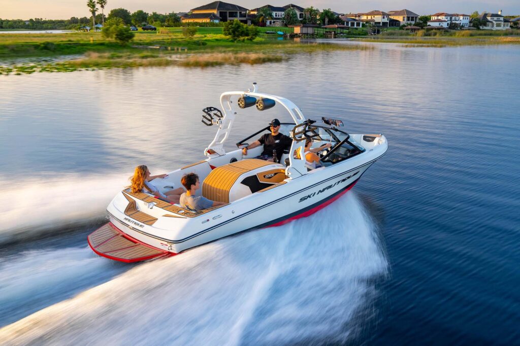 Nautique-2025 Ski Nautique 200-Peconic-Marine-04