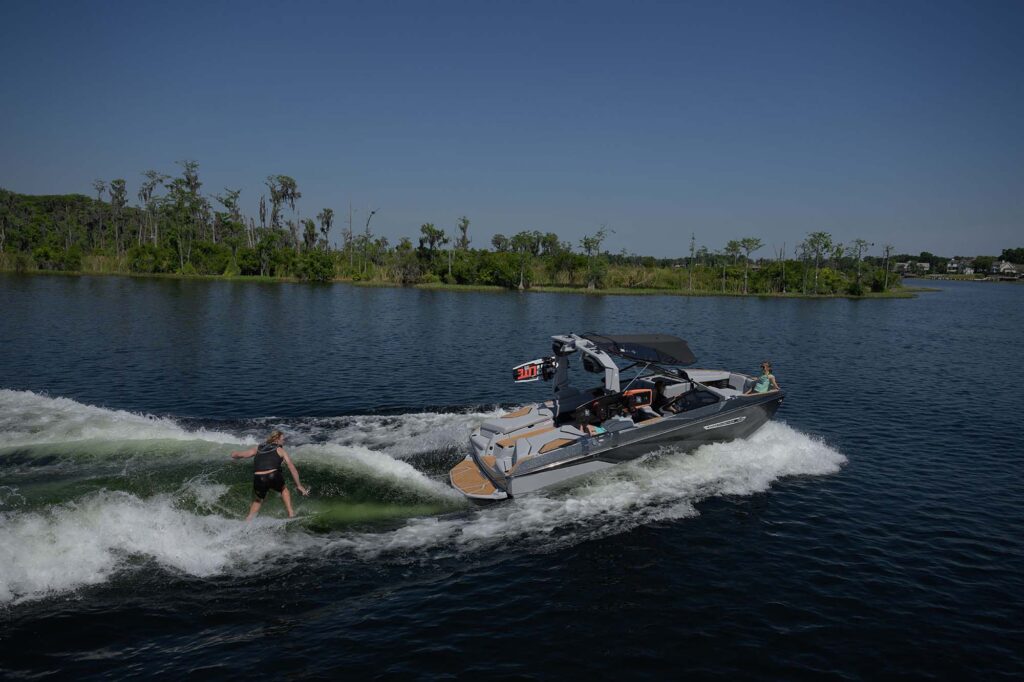 Nautique-2025 Super Air Nautique G21-Peconic-Marine-02