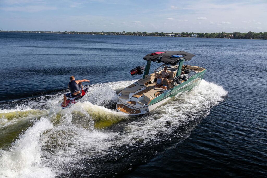 Nautique-2025 Super Air Nautique G23-Peconic-Marine-03