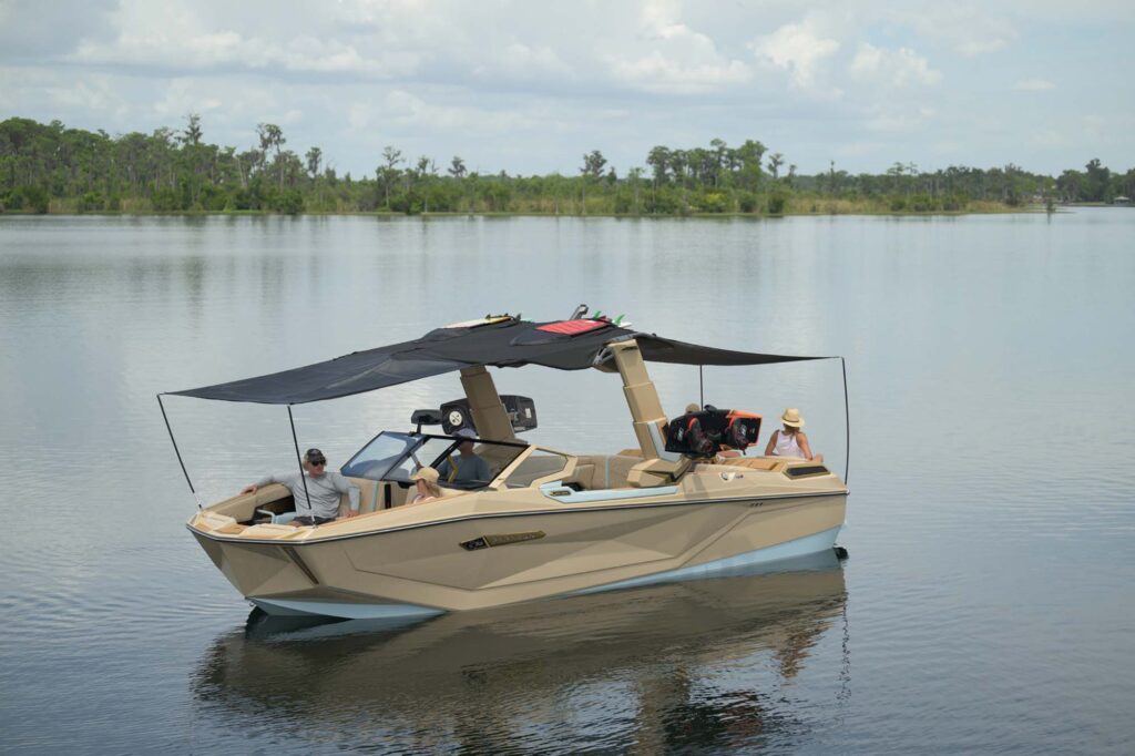 Nautique-2025 Super Air Nautique G25 Paragon-Peconic-Marine-02