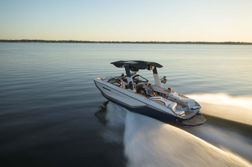 Nautique-2025 Super Air Nautique G25-Peconic-Marine-02