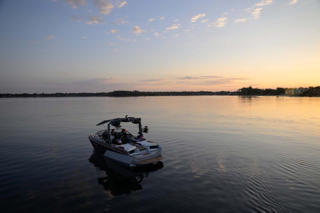 Nautique-2025 Super Air Nautique S21-Peconic-Marine-01