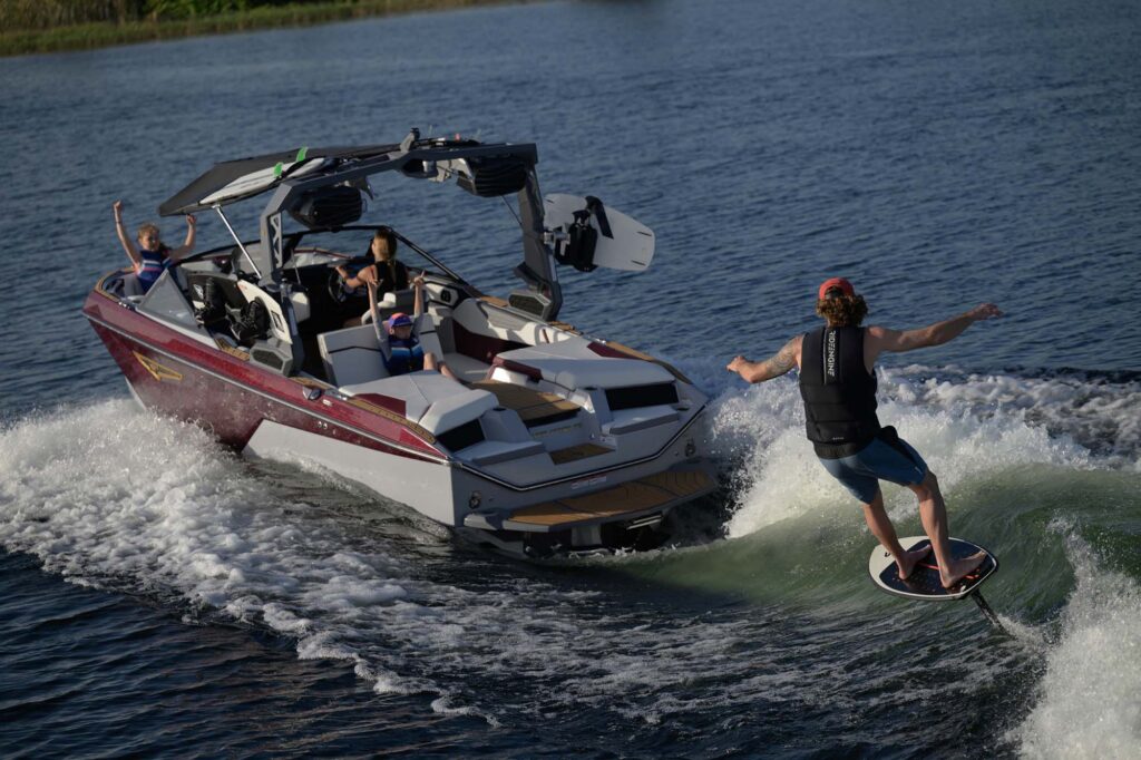 Nautique-2025 Super Air Nautique S21-Peconic-Marine-05