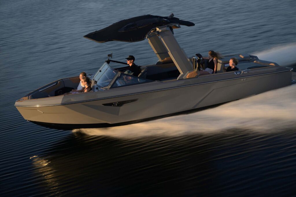 Nautique-2025 Super Air Nautique S25-Peconic-Marine-02