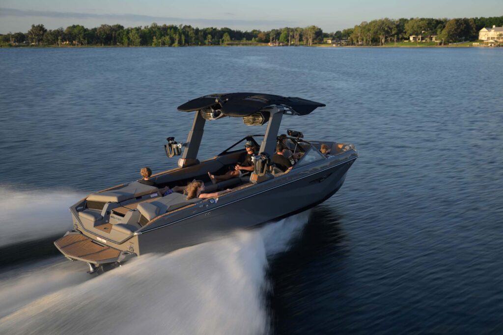 Nautique-2025 Super Air Nautique S25-Peconic-Marine-03