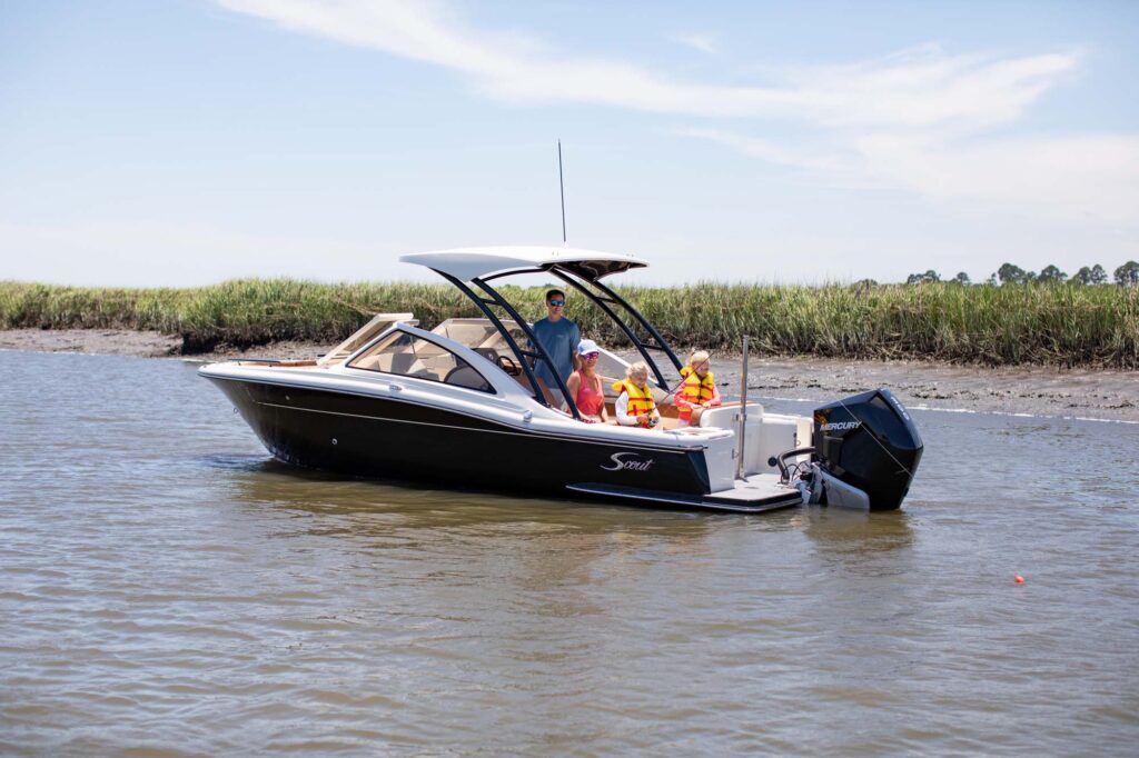 Scout-240 Dorado-Peconic-Marine-01